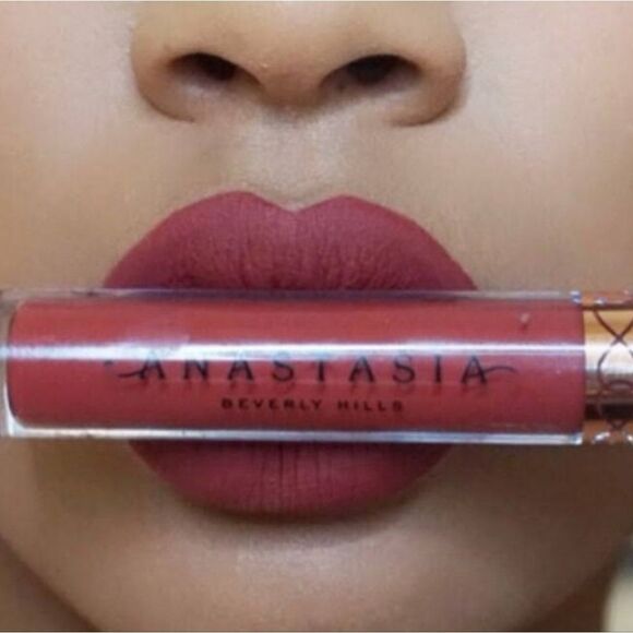 Anastasia Beverly Hills Liquid Lipstick - Picture 2 of 5